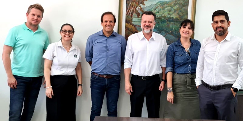 https://atualizacao.fealq.org.br/fealq-dialoga-com-poder-publico-para-apoiar-acoes-de-inovacao/