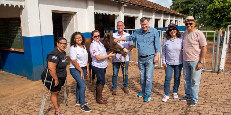 https://atualizacao.fealq.org.br/esalq-recebeu-a-visita-do-secretario-estadual-marcos-da-costa/
