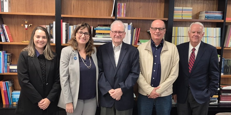 https://atualizacao.fealq.org.br/fealq-avanca-no-fortalecimento-da-parceria-com-a-fapesp-em-agenda-estrategica-na-sede-da-fundacao/
